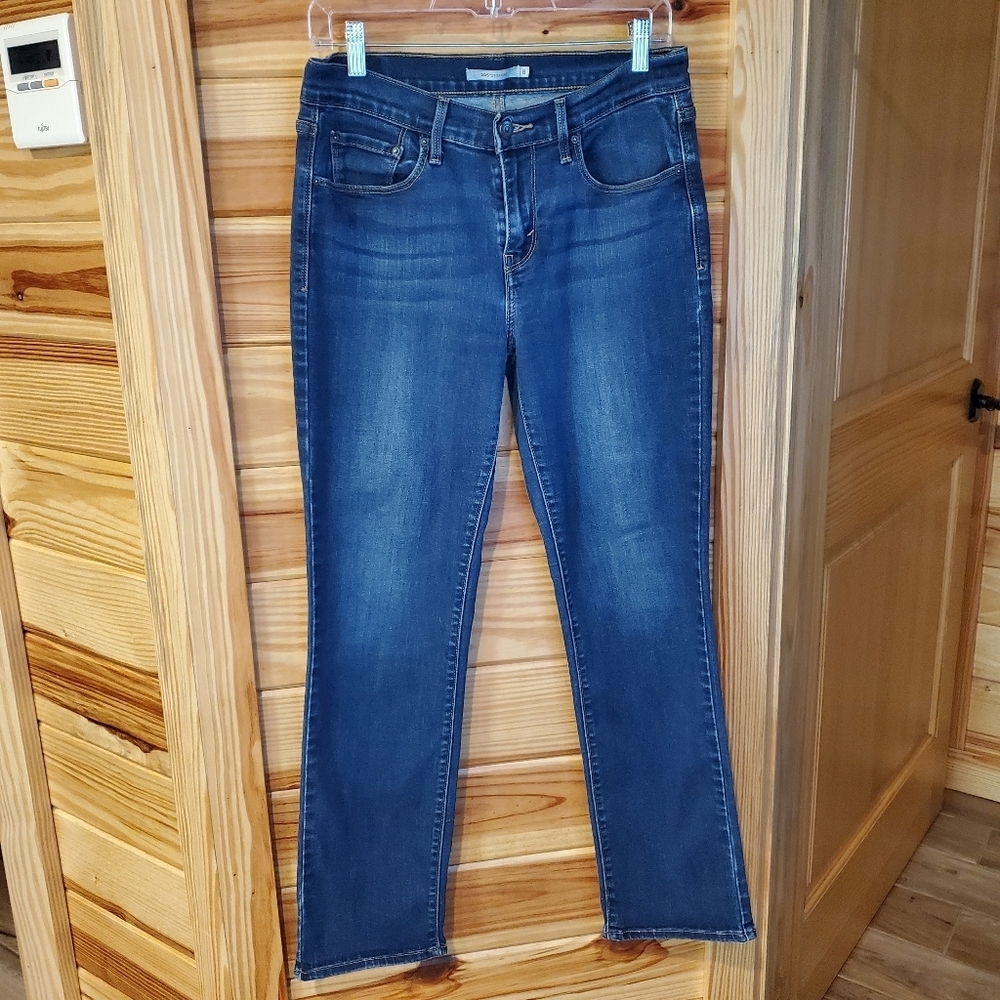 Levi's Women's 505 Straight Demin Jean Sz 8